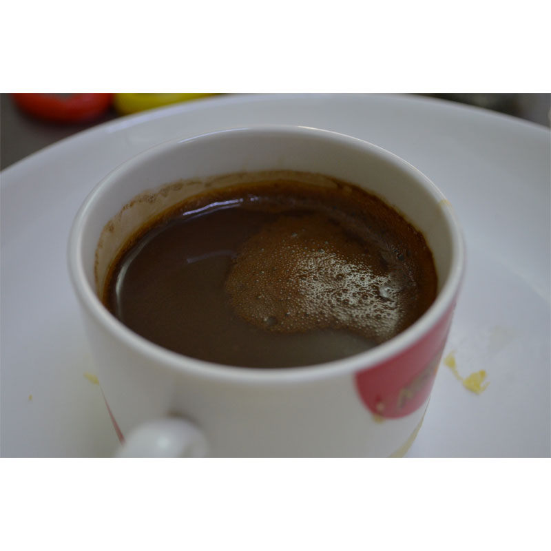 Cremă fără lapte de cafea super bogată și cremoasă